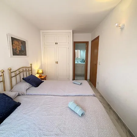 Spacious 5 Minutes From The Lägenhet