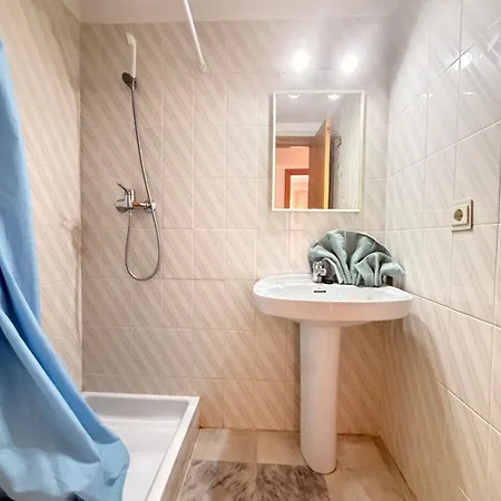 Apartment Spacious 5 Minutes From The